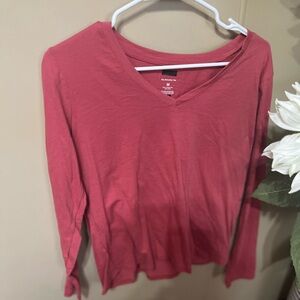 Women's V-Neck Long Sleeve Top - Pink